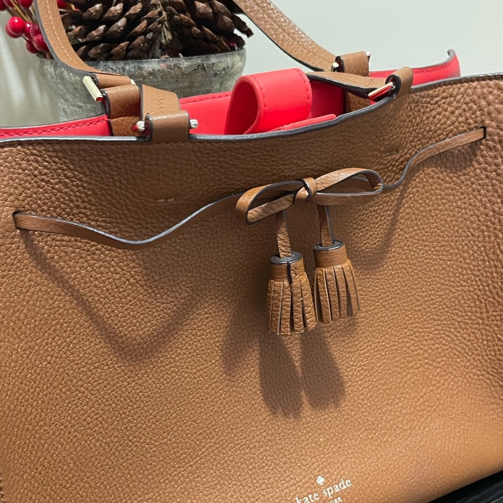 Kate Spade Brown Leather Shoulder Bag - Picture 2 of 13